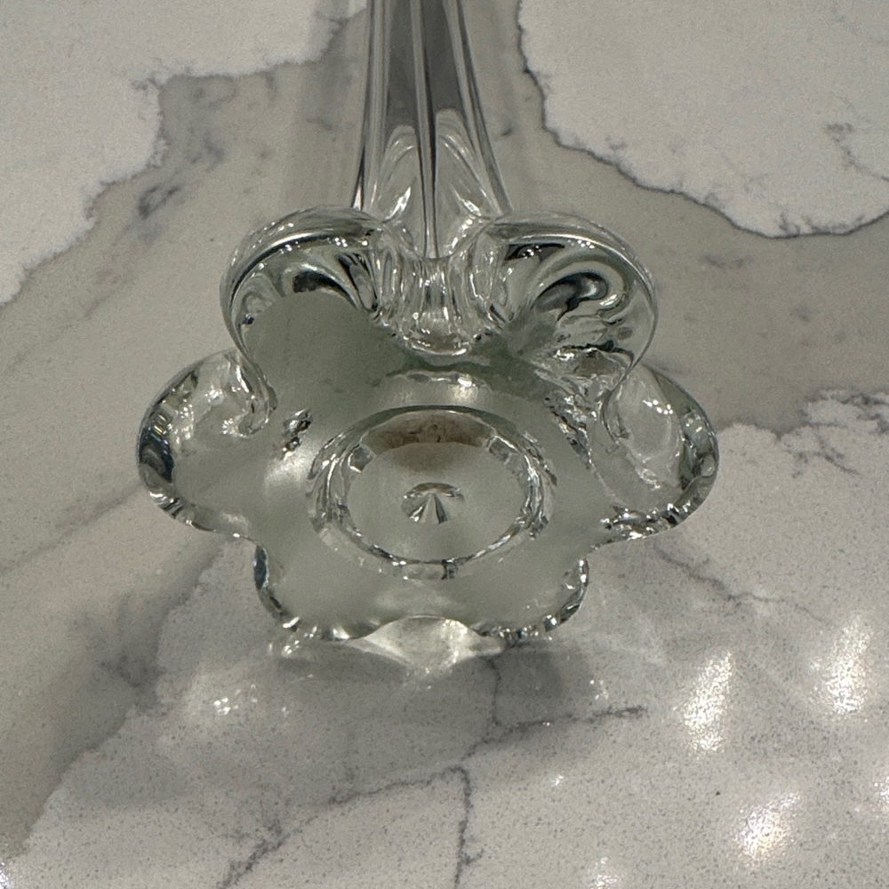 Swung clear glass Glass Bud Vase - Picture 5 of 6